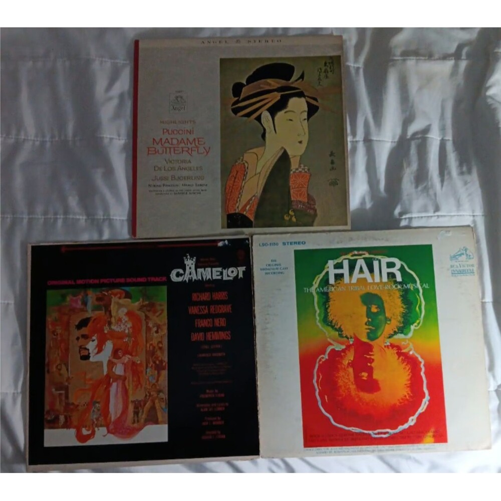 Lot Of 3 Musical Audio Vinyl Hair, Camelot, And Madam Butterfly In Stereo